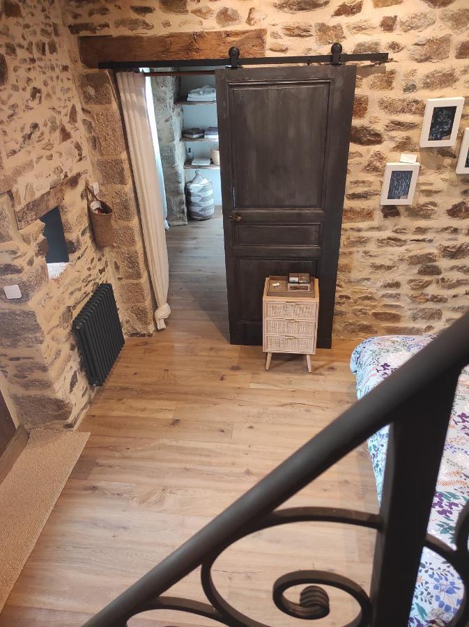 La Ville Es Riez Chambre D'Hotes Corseul Exterior foto
