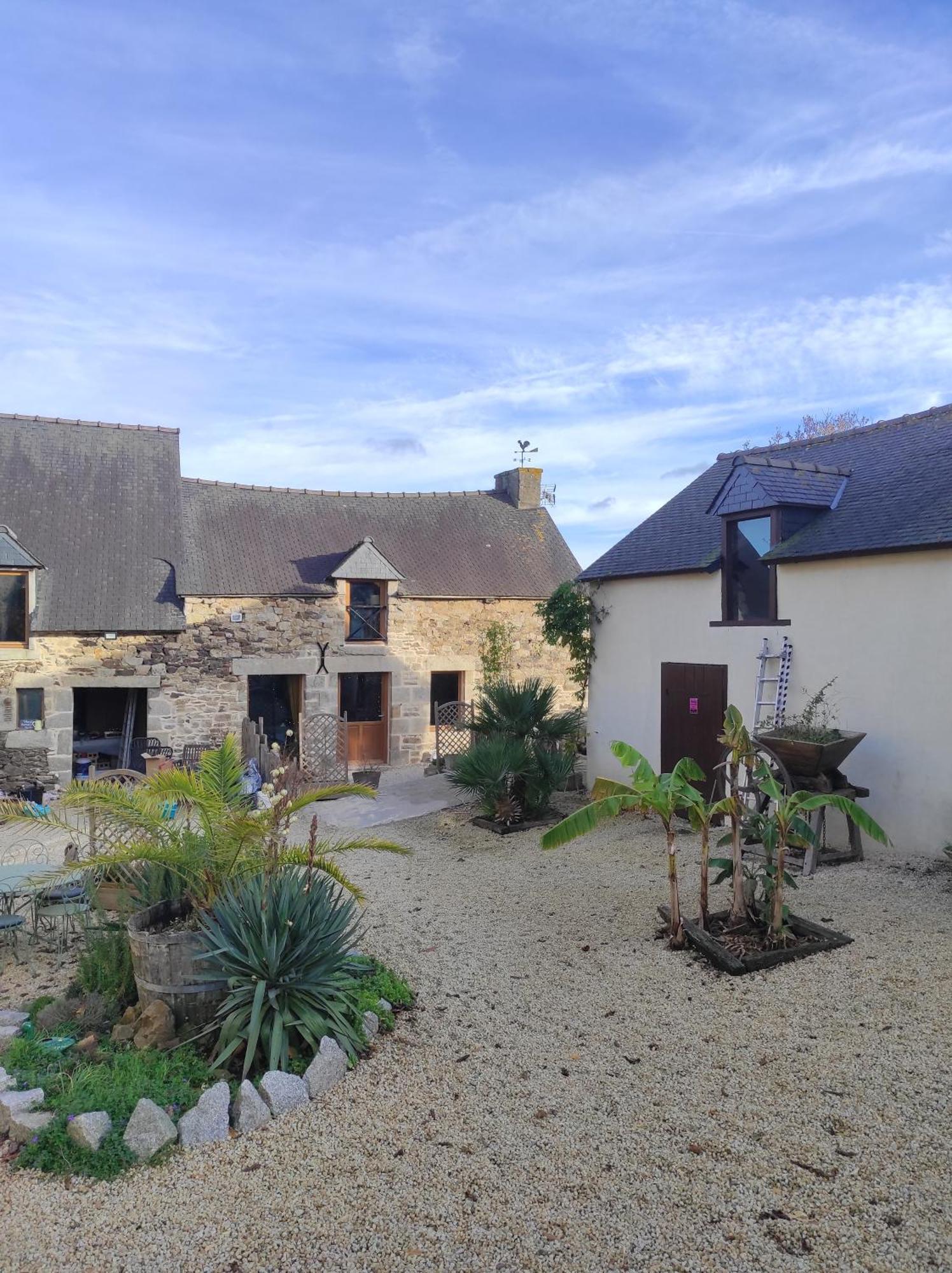 La Ville Es Riez Chambre D'Hotes Corseul Exterior foto